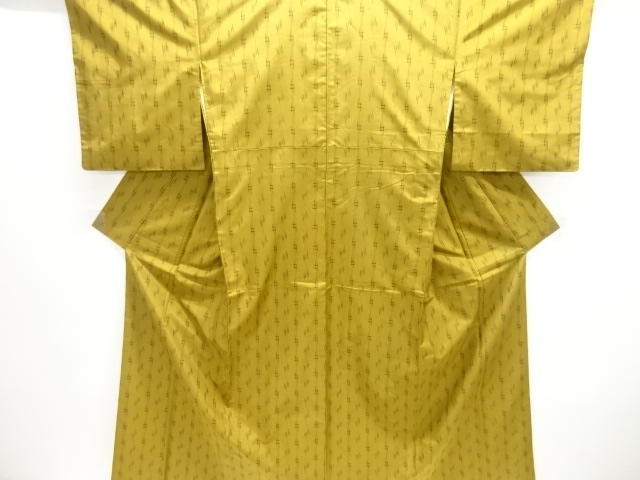 縞に絣柄織り出し米沢紬着物